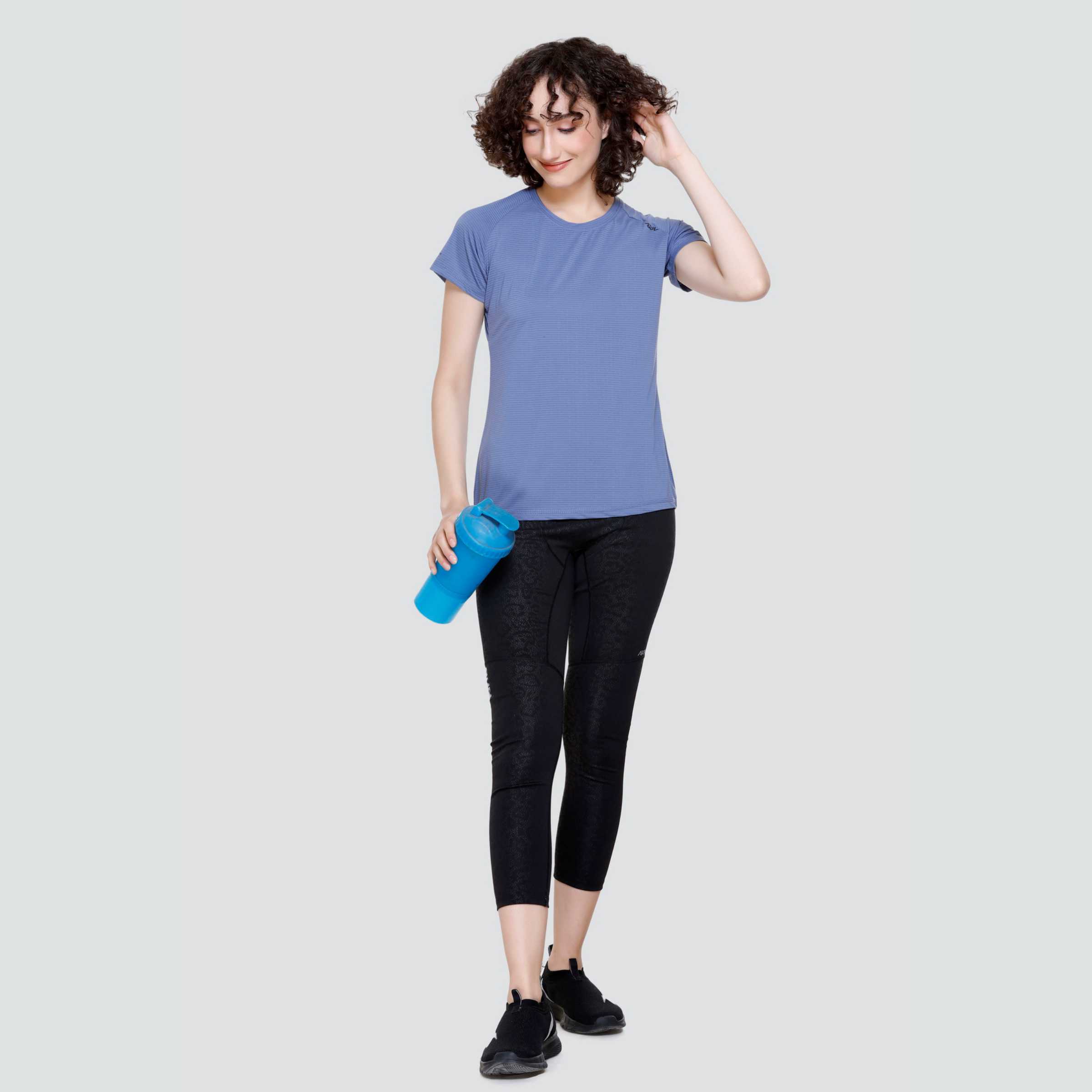 ROUND NECK ACTIVE T-SHIRT AT24 176