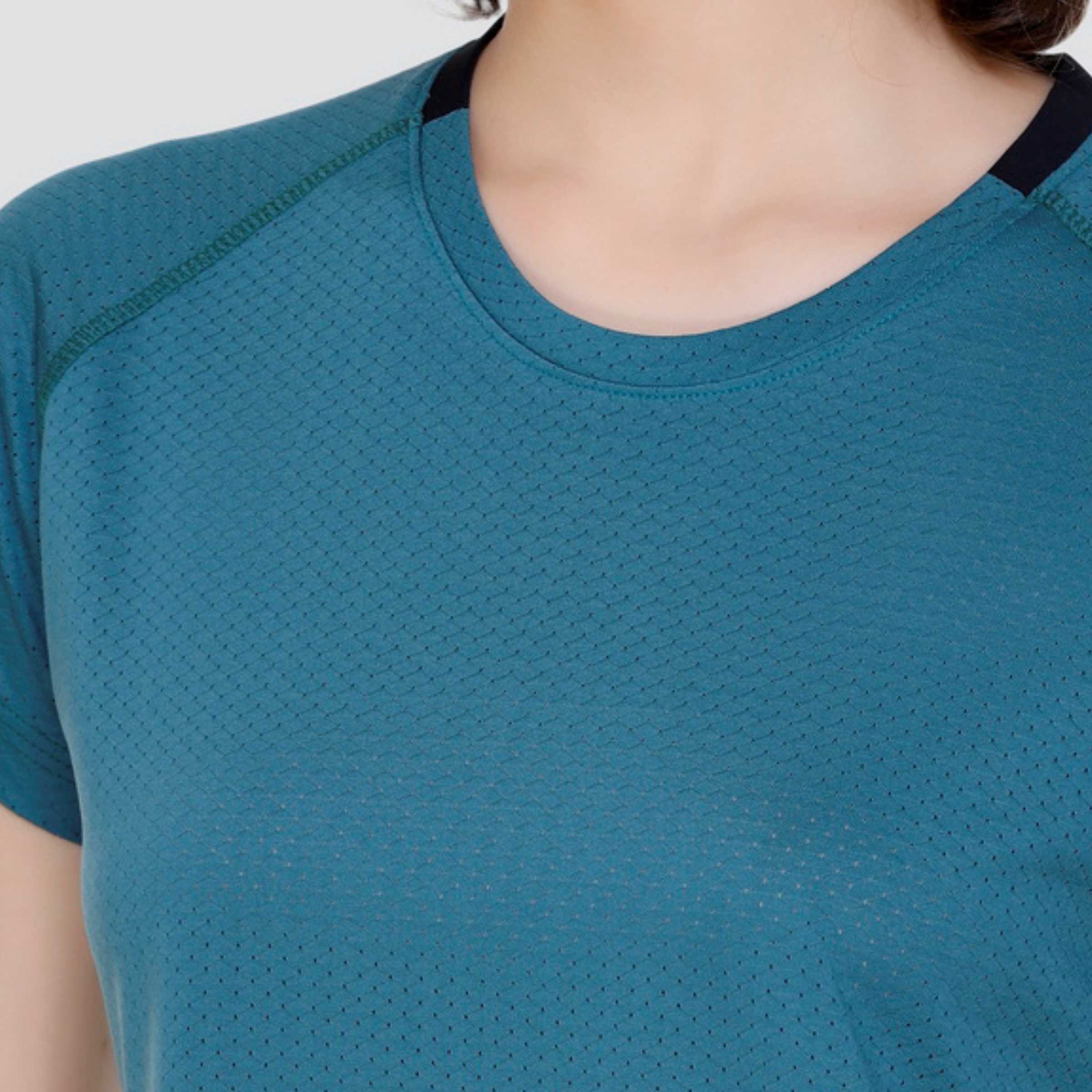 ROUND NECK ACTIVE T-SHIRT AT24 178