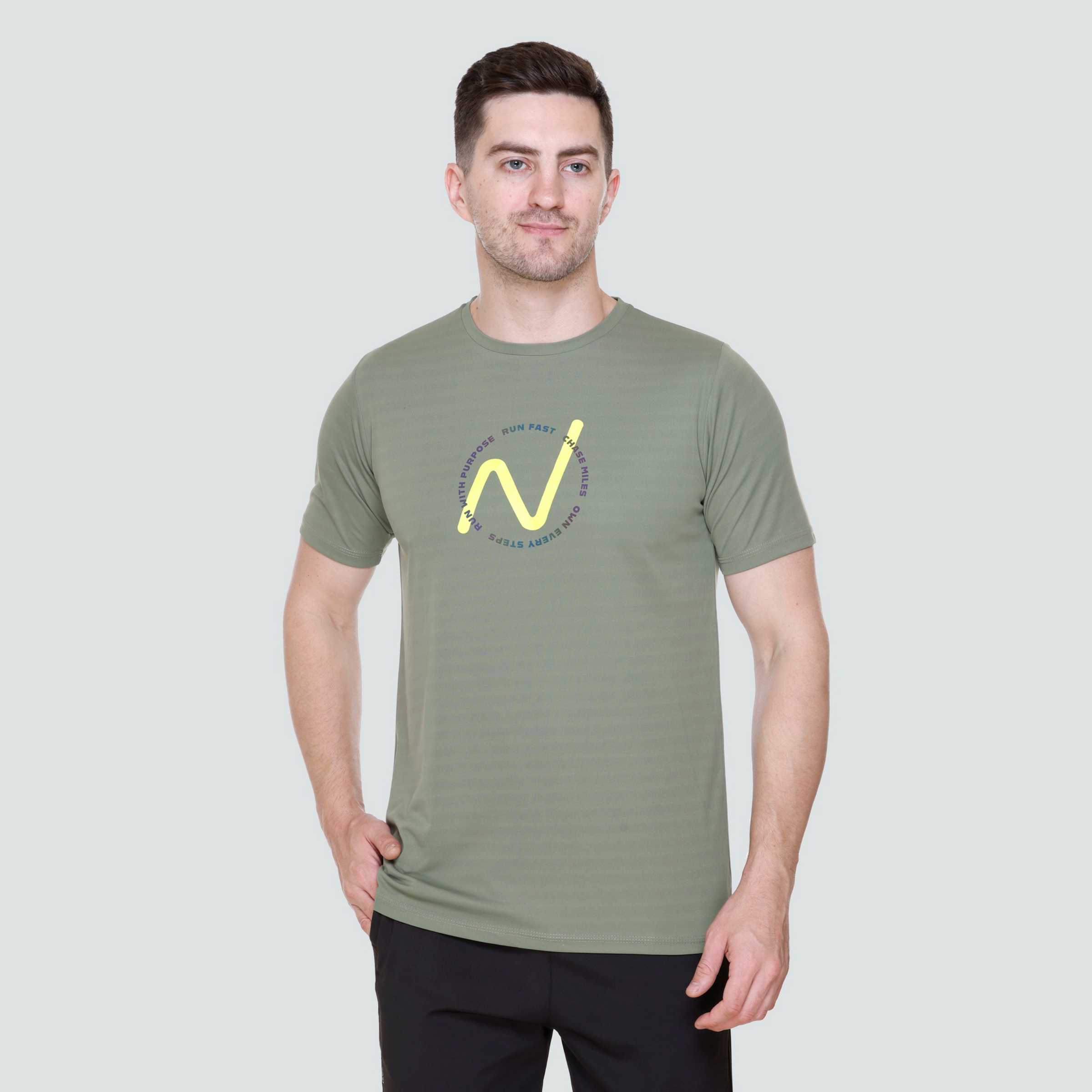 MENS GRAPHIC T-SHIRT AT24 102