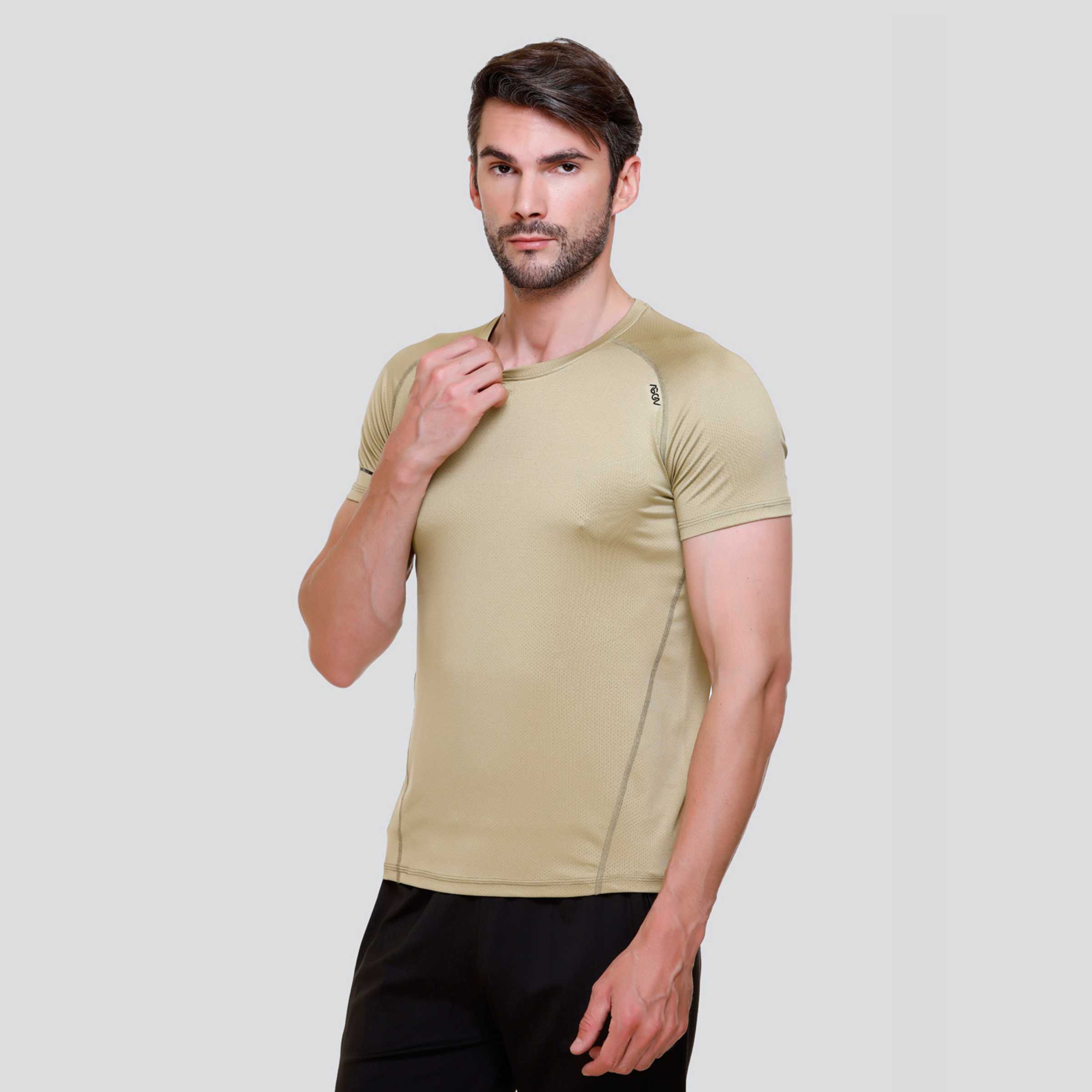 MENS PERFROMANCE T-SHIRT AT24 129