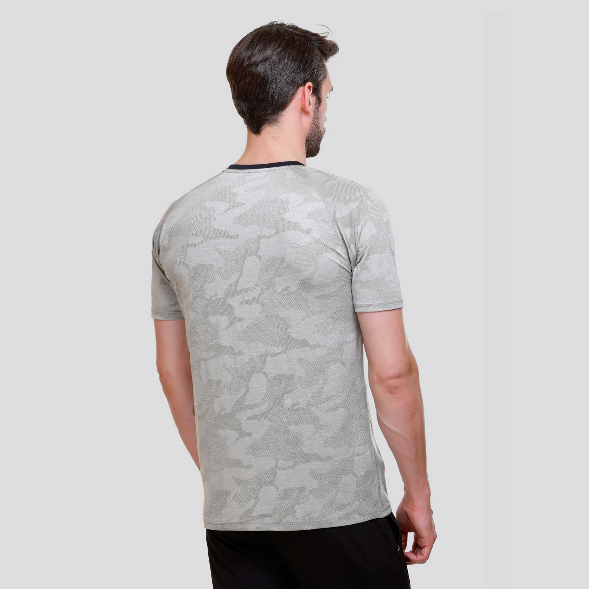 MENS PERFROMANCE T-SHIRT AT24 130