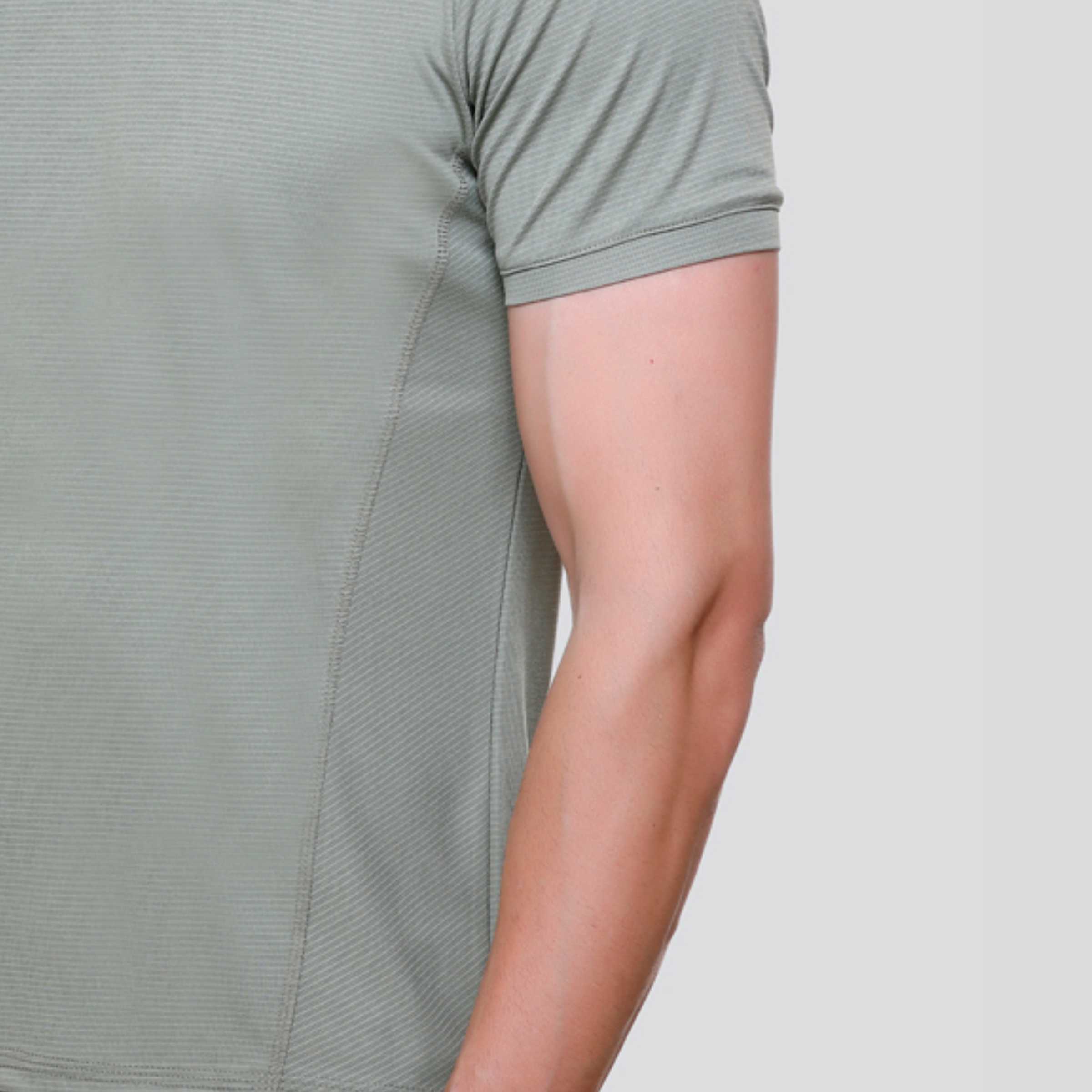 MENS PERFROMANCE T-SHIRT AT24 131