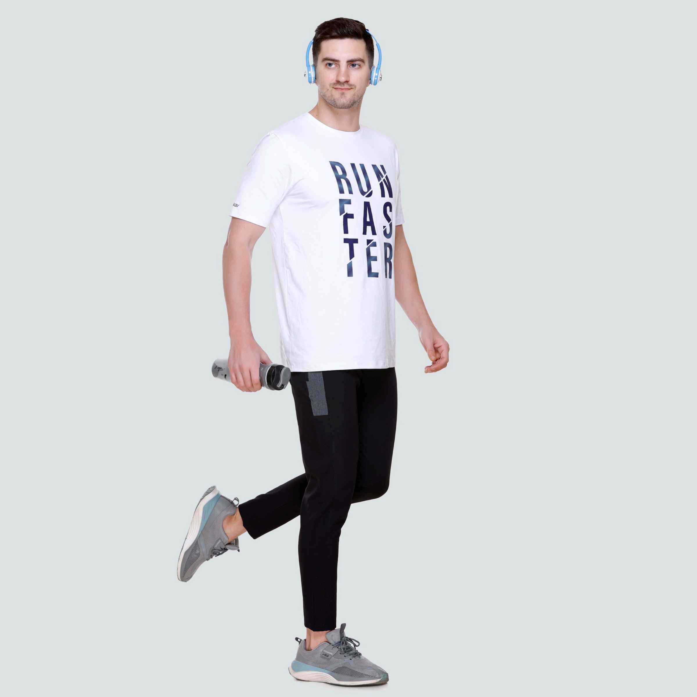 MENS GRAPHIC T-SHIRT AT24 132