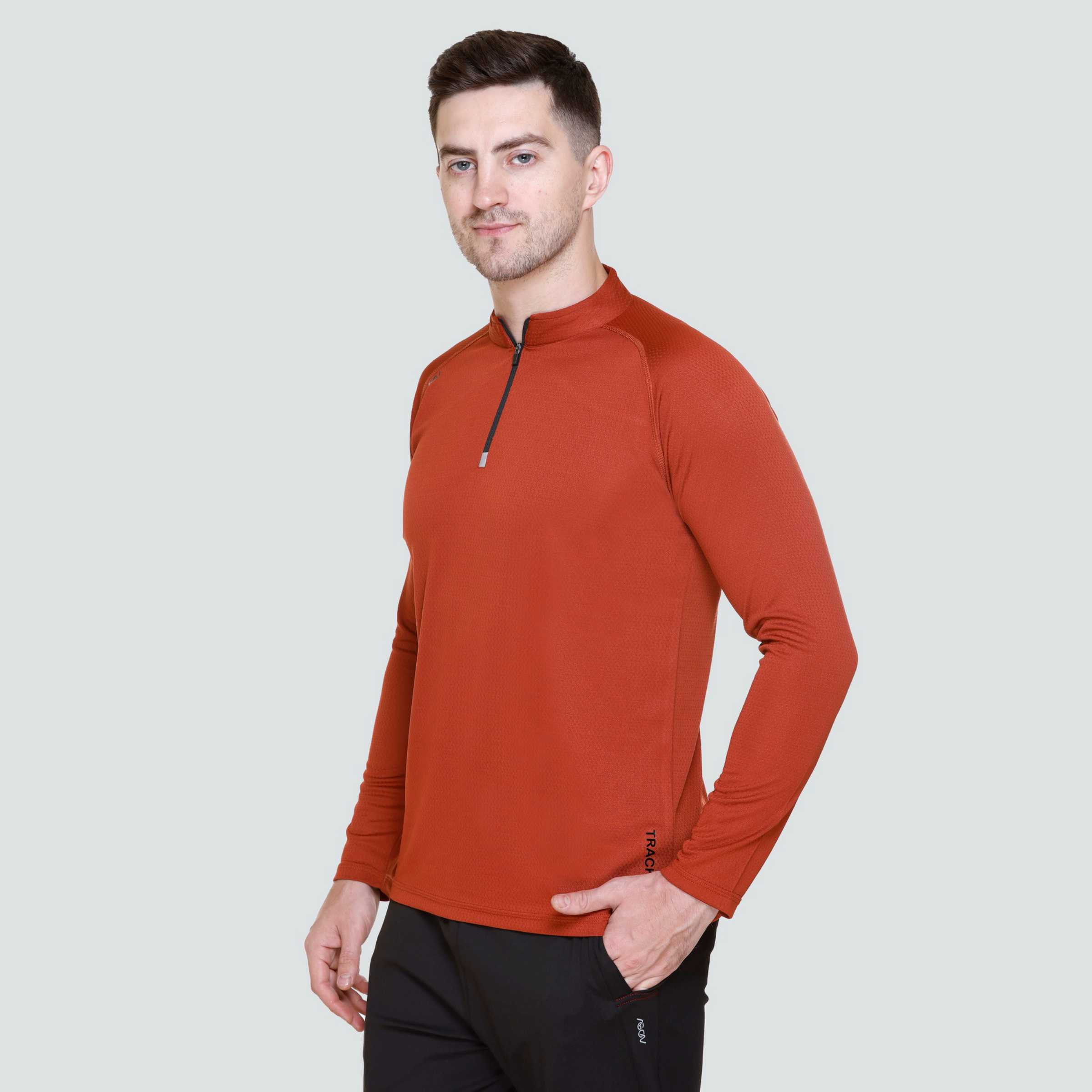 FULL SLEEVE ZIPPER TSHIRT AT24 138