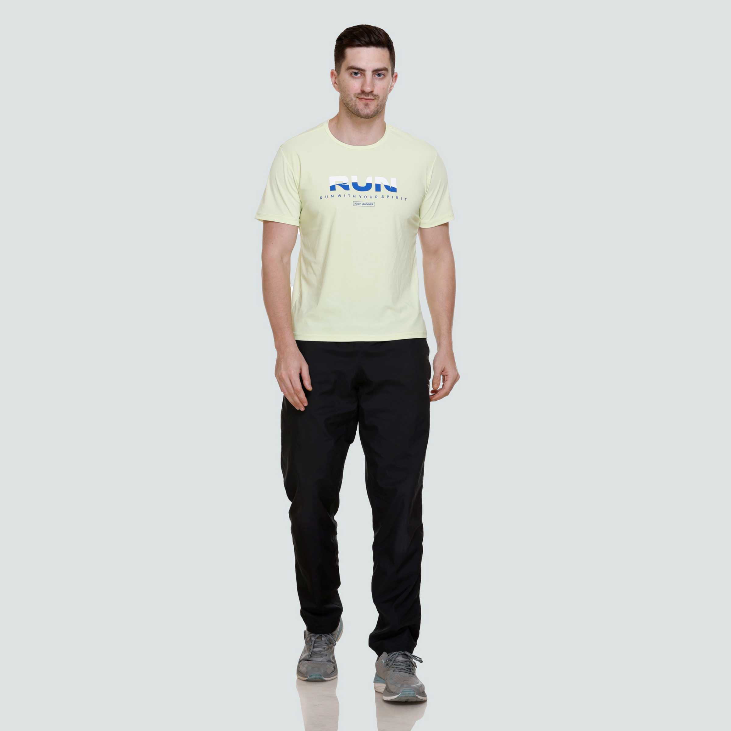 MENS PERFORMANCE GRAPHIC T-SHIRT AT24 143